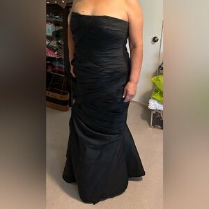 Beautiful black gala dress only wore only 2 times in 2024